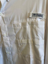 Load image into Gallery viewer, Size Large Tall Columbia Men's Long Sleeve Shirt
