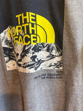 Load image into Gallery viewer, Size Medium The North Face Men's Long Sleeve Shirt
