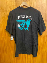 Load image into Gallery viewer, Size M Element Men&#39;s Short Sleeve Shirt
