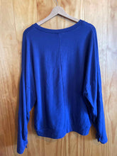 Load image into Gallery viewer, Size XL Fabletics Purple Women&#39;s Long Sleeve Shirt
