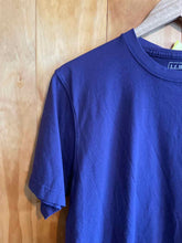 Load image into Gallery viewer, Size S LL Bean Men's Short Sleeve Shirt
