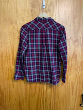 Load image into Gallery viewer, Size Medium Woolrich Purple Women&#39;s Flannel
