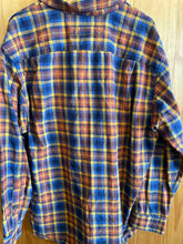 Load image into Gallery viewer, Size XL Duluth Trading Men's Flannel
