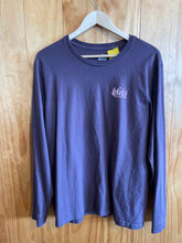Load image into Gallery viewer, Size L REI Men's Long Sleeve Shirt
