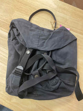 Load image into Gallery viewer, Fjall Raven Backpack
