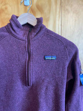 Load image into Gallery viewer, Size Small Patagonia Purple Women&#39;s Sweater &amp; Sweatshirt
