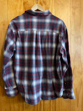 Load image into Gallery viewer, Size Large Ruff Hewn Men's Flannel
