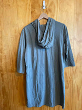 Load image into Gallery viewer, Size S Roots Green Dress
