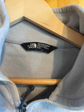 Load image into Gallery viewer, Size M The North Face Grey Women&#39;s Fleece Sweatshirt
