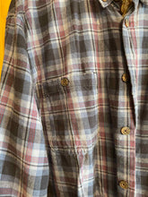 Load image into Gallery viewer, Size XL Duluth Trading Men's Flannel
