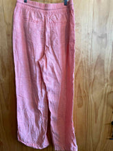 Load image into Gallery viewer, Size 4 Athleta Pink Women's Pants
