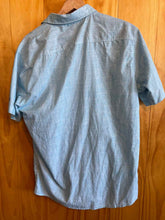 Load image into Gallery viewer, Size Medium Kuhl Men's Short Sleeve Shirt

