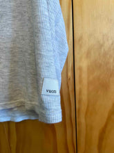 Load image into Gallery viewer, Size M Vuori Light Gray Women's Tank Top
