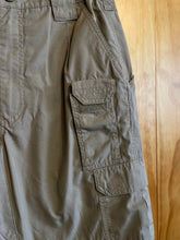 Load image into Gallery viewer, Size 30 5.11 Tactical Men's Pants
