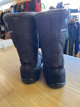 Load image into Gallery viewer, Shoe Size 5 Columbia Black Boots
