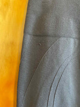 Load image into Gallery viewer, Size Small Lululemon Black and White Women&#39;s Leggings
