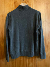 Load image into Gallery viewer, Size Medium Eddie Bauer Men's Sweater &amp; Sweatshirt
