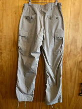Load image into Gallery viewer, Size Medium Propper Men's Pants
