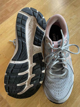 Load image into Gallery viewer, Shoe Size 8.5 Asics Grey Running Shoes
