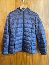 Load image into Gallery viewer, Women Size Medium Eddie Bauer Purple Women's Jacket
