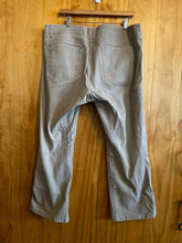 Load image into Gallery viewer, Size 38x32 Kuhl Men's Pants
