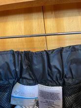Load image into Gallery viewer, Size XL Columbia Black Women&#39;s Pants
