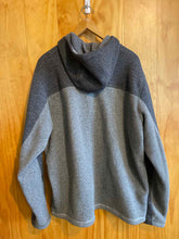 Load image into Gallery viewer, Size XL The North Face Men&#39;s Sweater &amp; Sweatshirt
