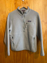 Load image into Gallery viewer, Size S Patagonia Mint Green Women's Fleece Sweatshirt
