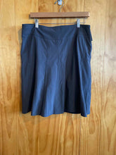 Load image into Gallery viewer, Size 12T Athleta Grey Skort
