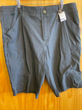 Load image into Gallery viewer, Size 40 Kuhl Men's Shorts
