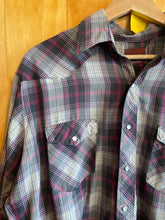 Load image into Gallery viewer, Wrangler Multi-Color Women's Long Sleeve Shirt
