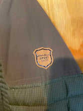 Load image into Gallery viewer, Women Size XXXL Eddie Bauer Green Women&#39;s Jacket
