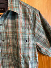 Load image into Gallery viewer, Size M Marmot Men&#39;s Short Sleeve Shirt
