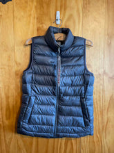 Load image into Gallery viewer, Size XS 32 Heat Grey Women's Vest
