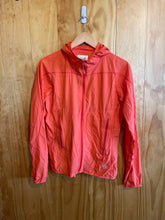 Load image into Gallery viewer, Women Size S Mountain Hardwear Orange Women&#39;s Light Jacket
