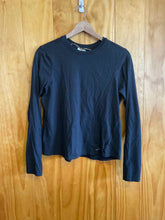 Load image into Gallery viewer, Size M Brooks Black Women's Long Sleeve Shirt
