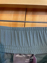 Load image into Gallery viewer, Size L Eddie Bauer Green Women's Pants
