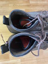 Load image into Gallery viewer, 14 Simms Men's Wading Boots
