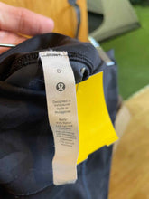 Load image into Gallery viewer, Size 8 Lululemon Black Women's Shorts
