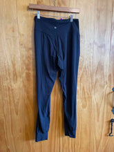 Load image into Gallery viewer, Size 8 Lululemon Black Women&#39;s Pants
