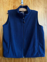 Load image into Gallery viewer, Size XL Woolrich Navy Women's Vest
