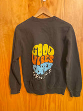 Load image into Gallery viewer, Size S Gildan Navy Women&#39;s Sweater &amp; Sweatshirt
