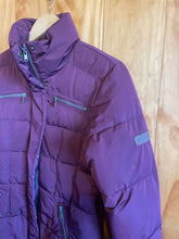 Load image into Gallery viewer, Women Size XS Boulder Gear Magenta Women&#39;s Winter Jacket

