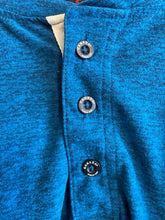 Load image into Gallery viewer, Size L Canada Weather Gear Men&#39;s Long Sleeve Shirt
