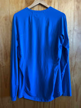 Load image into Gallery viewer, Size XL Columbia Men's Long Sleeve Shirt
