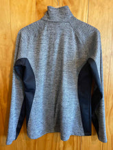 Load image into Gallery viewer, Size M Columbia Grey Women's Fleece Sweatshirt
