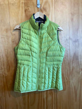 Load image into Gallery viewer, Size Medium Athleta Women&#39;s Vest
