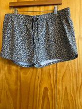 Load image into Gallery viewer, Size XL Prana Black Women's Shorts

