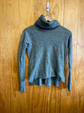 Load image into Gallery viewer, Size Small Madewell Green Women's Long Sleeve Shirt
