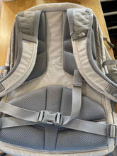 Load image into Gallery viewer, The North Face Backpack

